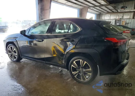 2019 Lexus Ux 200 z USA, uszkodzony, nr VIN JTHY3JBH2K2013387